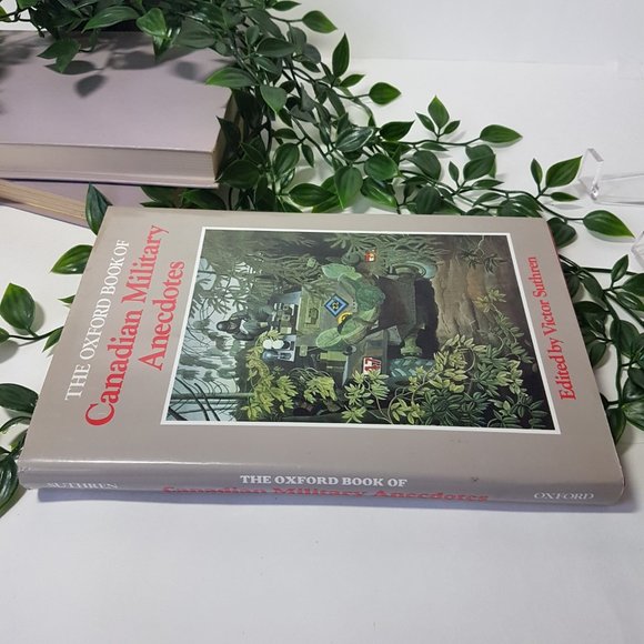 Book The Oxford Book of Canadian Military Anecdotes by Victor Suthren Canada War - Picture 8 of 10